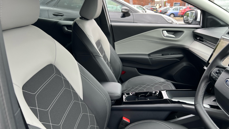 Ford Puma 124kW Premium 47kWh 5dr Auto [Adv Driver Assist] Electric Hatchback